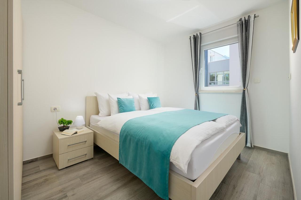 Apartment Ivano Makarska